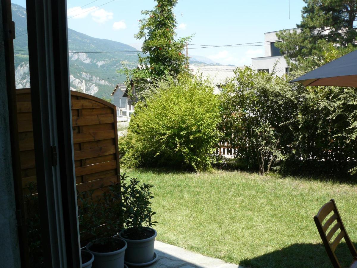 Studio Entre Savines Et Embrun Pres Du Lac De Serreponcon Crots Exteriér fotografie